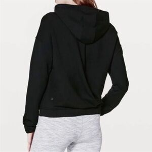 Lululemon Cross Slit Back Athletic Hoodie Sweatshirt Black Size 6